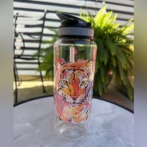 Home Tune Tiger Print Water Bottle